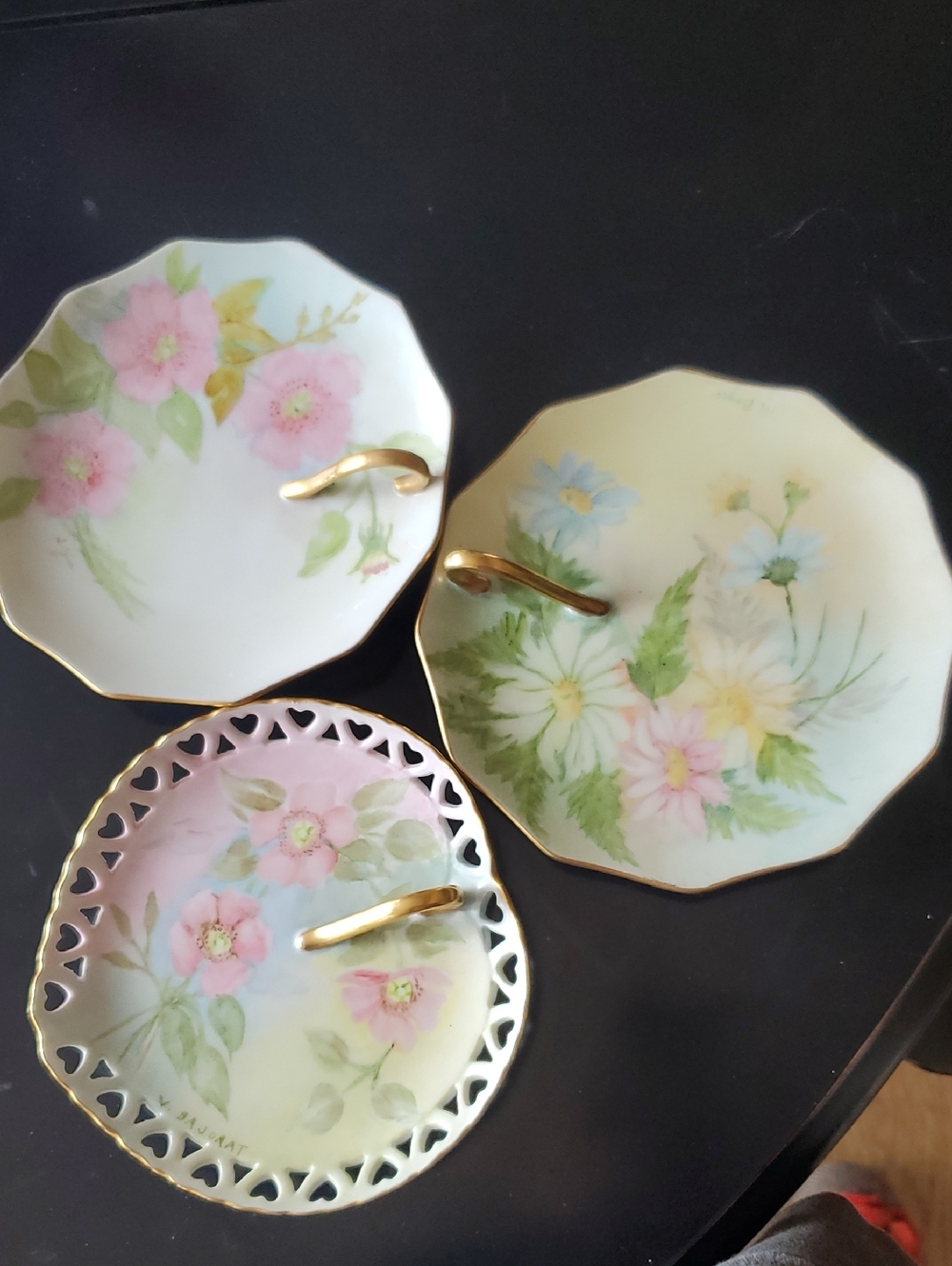 Set Of 3 Dishes Excellent Condition